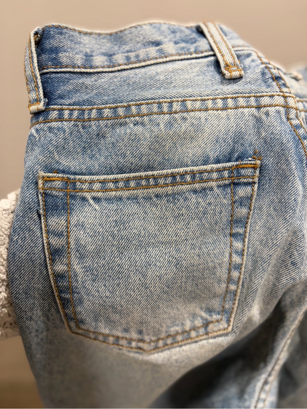 Women's Light Blue Straight-Leg High-Rise Jeans